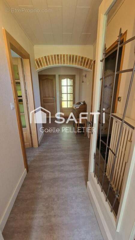 Maison 109 m² à Saone  - photo 6