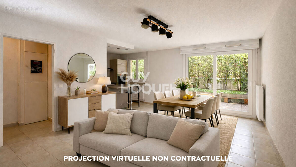 Appartement à CRUSEILLES