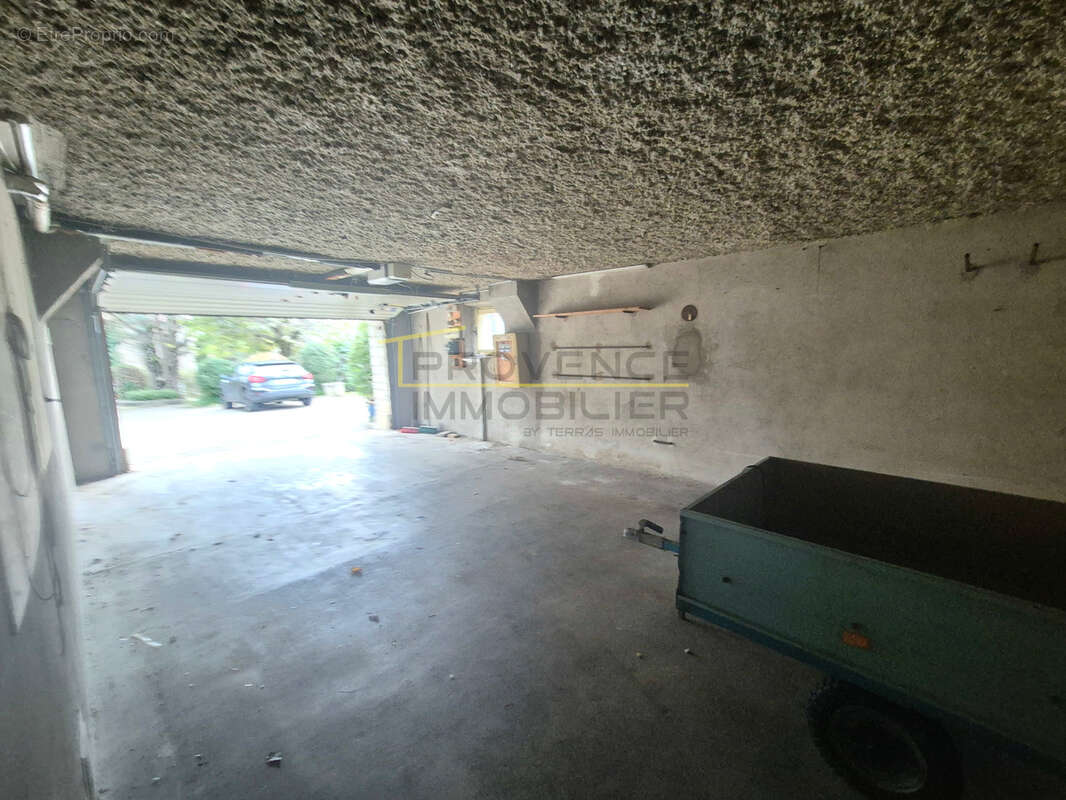 Maison à MONTELIMAR