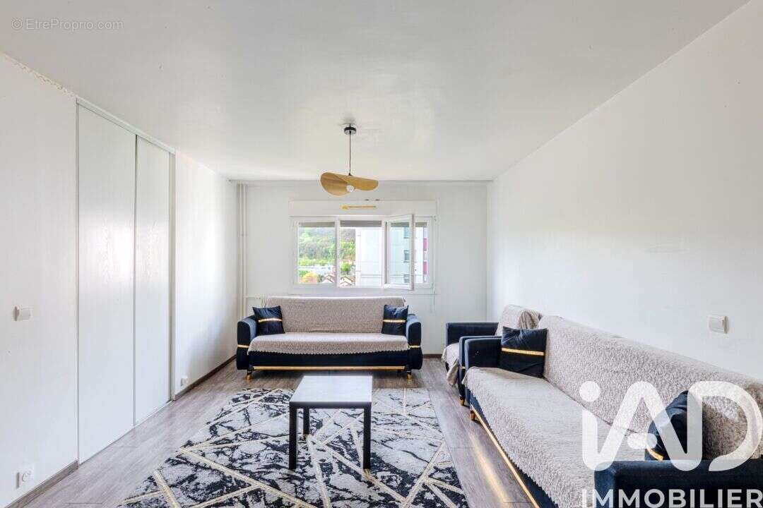 Photo 3 - Appartement à MONTIGNY-LES-CORMEILLES