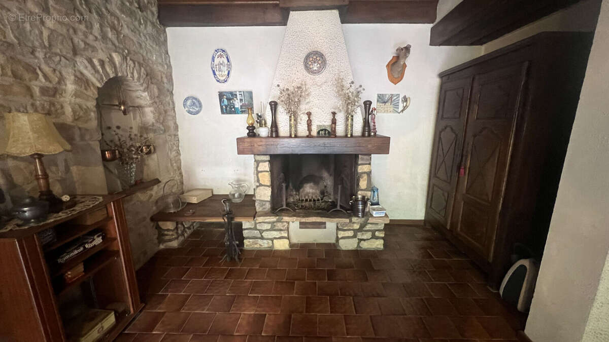 Maison à SAINT-AMOUR