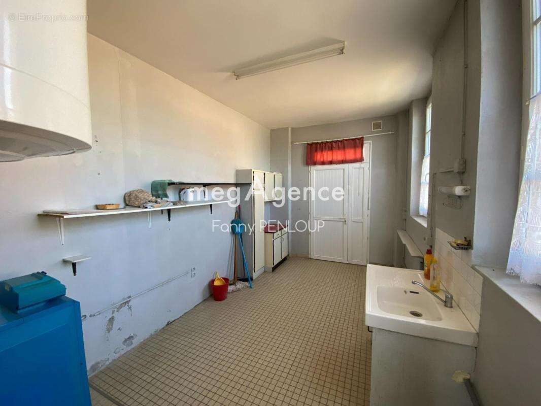 PONTAUBAULT - 50220 : Maison en pierres 3 chambres avec garages - photo 7