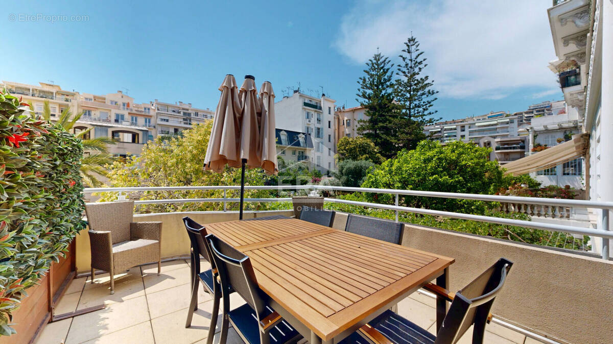 Appartement à NICE
