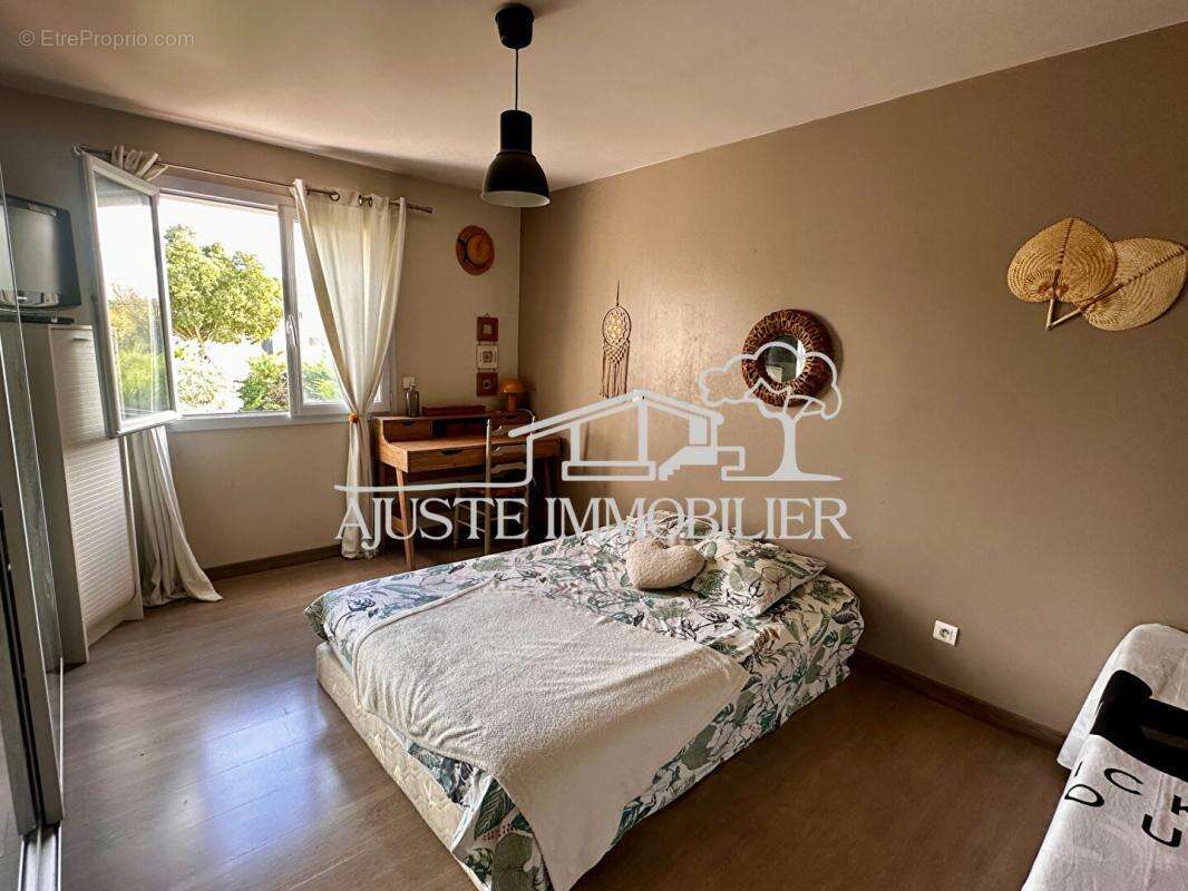 Commerce à MARIGNANE