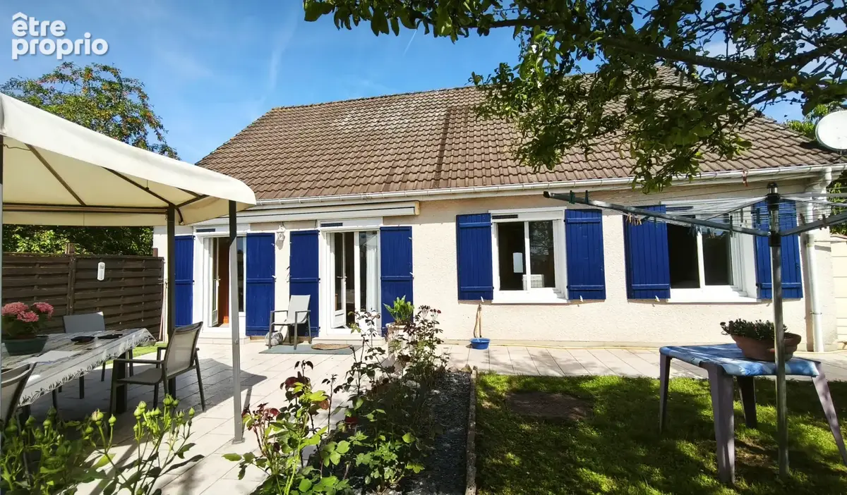 Maison à MERGEY