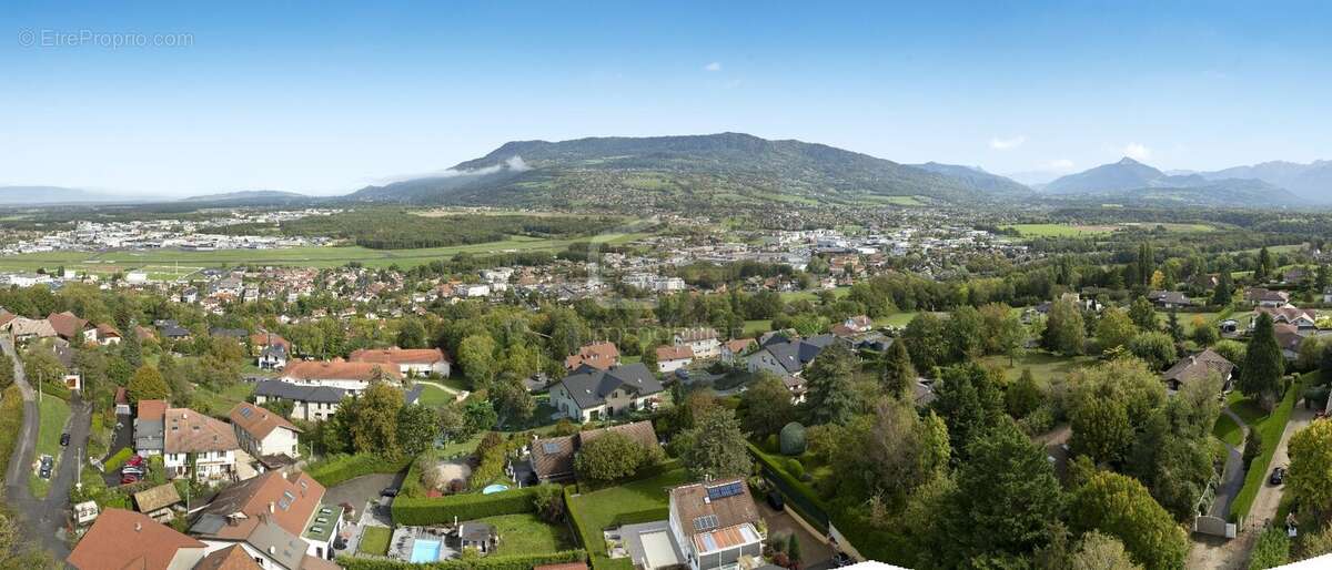 Appartement à VETRAZ-MONTHOUX