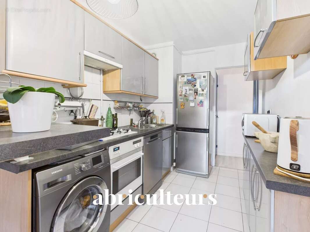 Appartement à MARSEILLE-8E