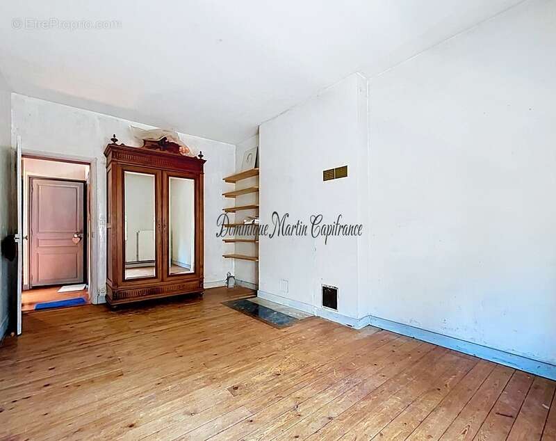 BEAUMONT SUR DEME (72)-EXCLUSIVITÉ – Maison de caractère 181 m² – Atelier 78 m² – 5 chambres - photo 8