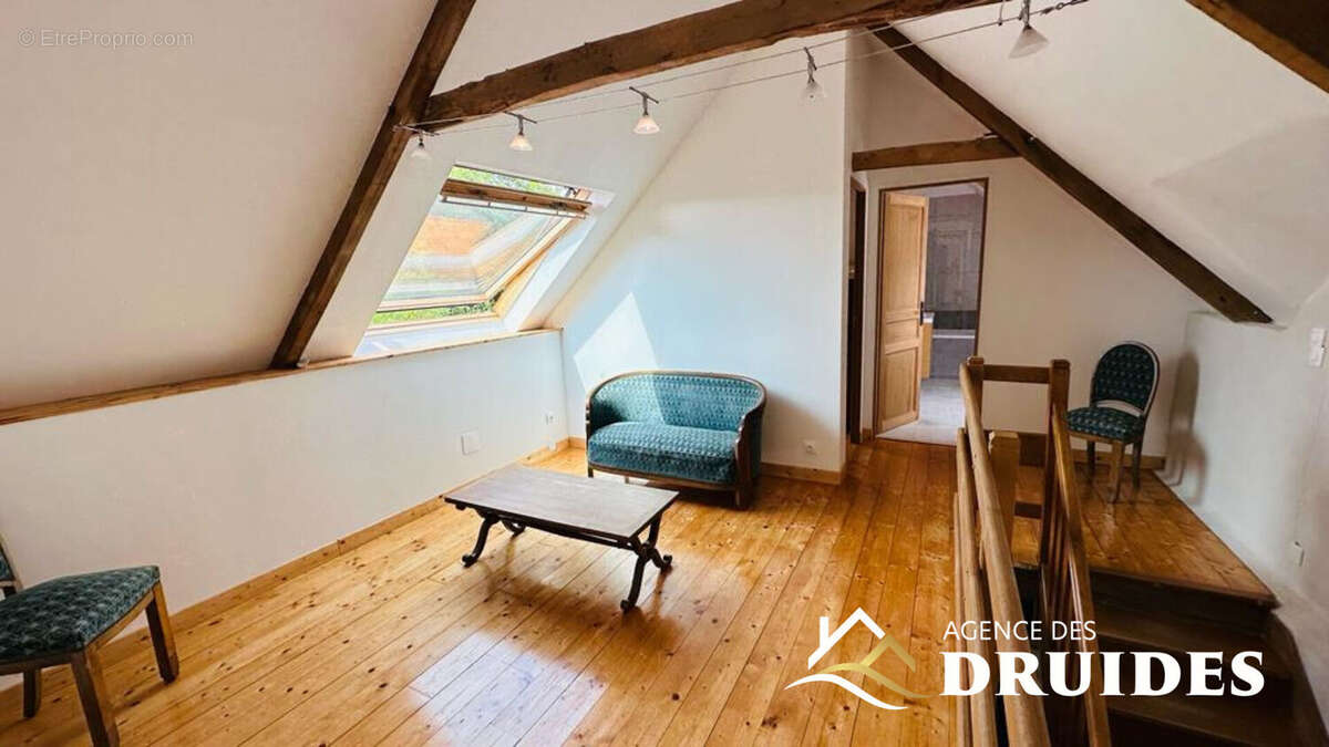 À Vendre CARNAC Maison de charme en pierre dans hameau tranquille - 77.47m² habitables - 89.74 au sol - photo 8
