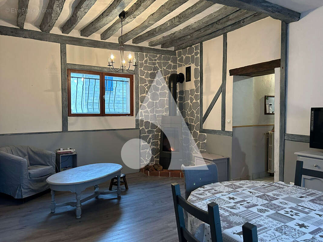 Maison à NANTEUIL-LES-MEAUX