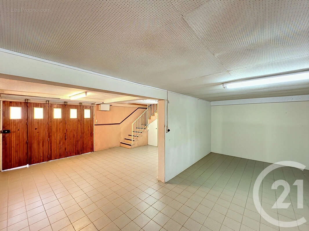 Maison 106 m² à Pavie  - photo 21