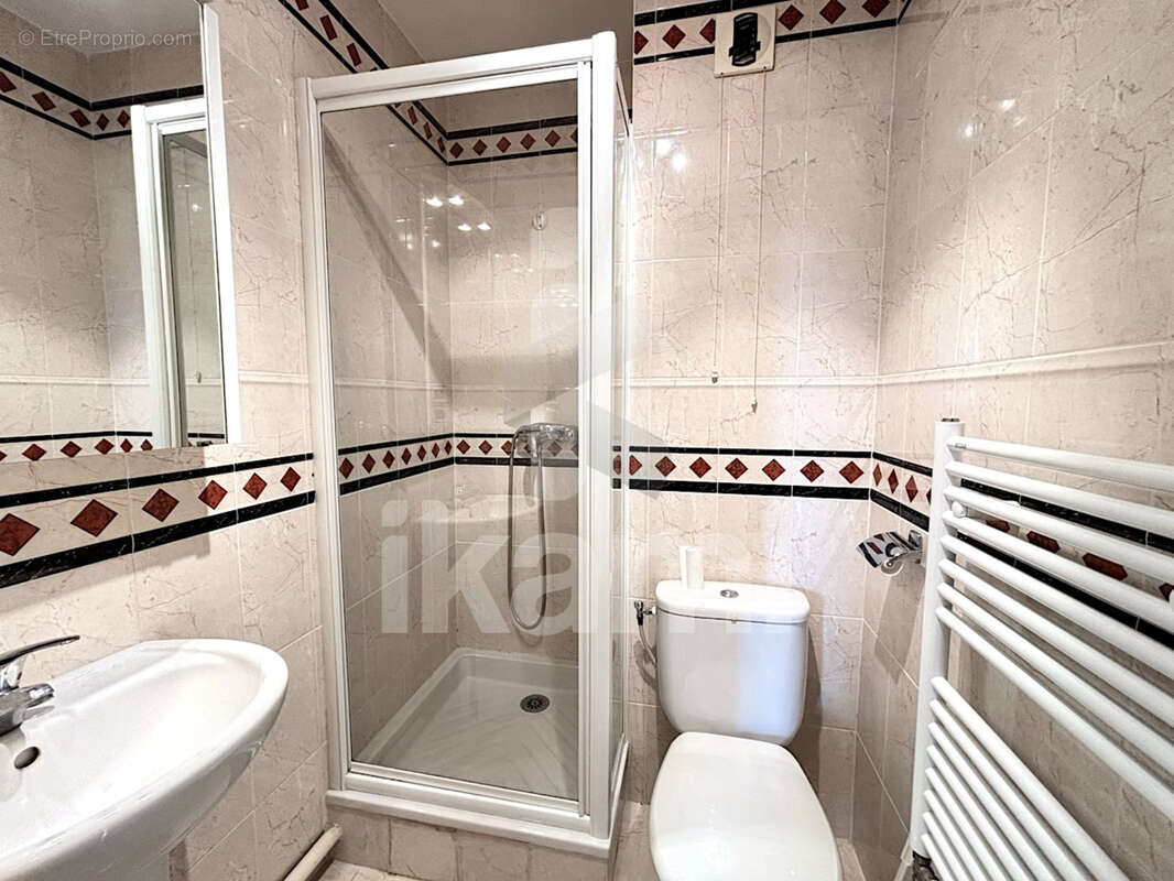 Appartement à CRAPONNE