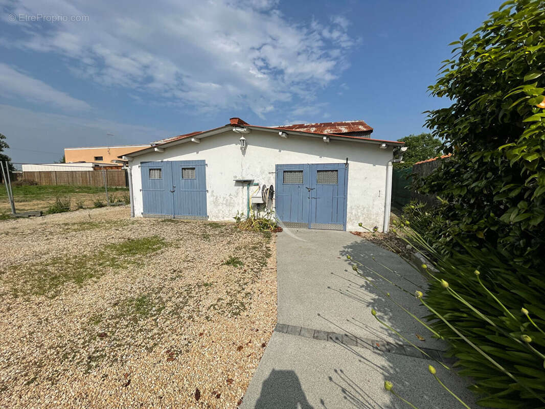 Maison à SAINT-HILAIRE-LA-FORET