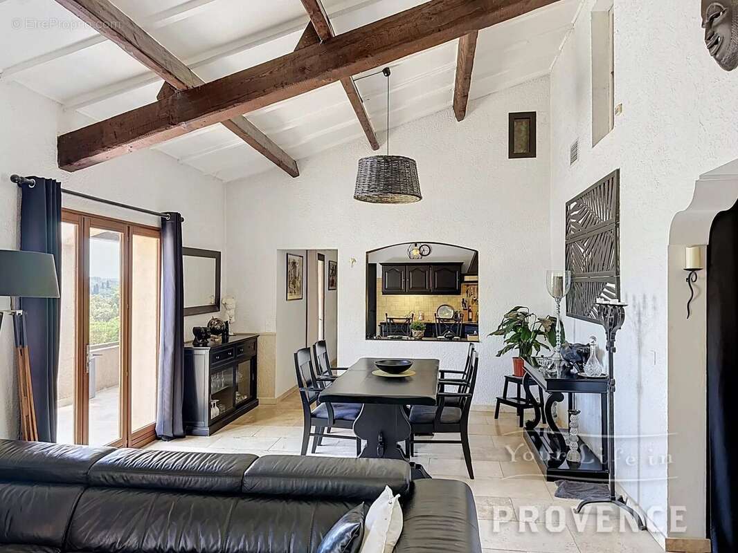 Maison à LORGUES