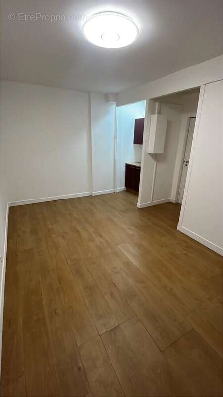 Appartement à PARIS-20E