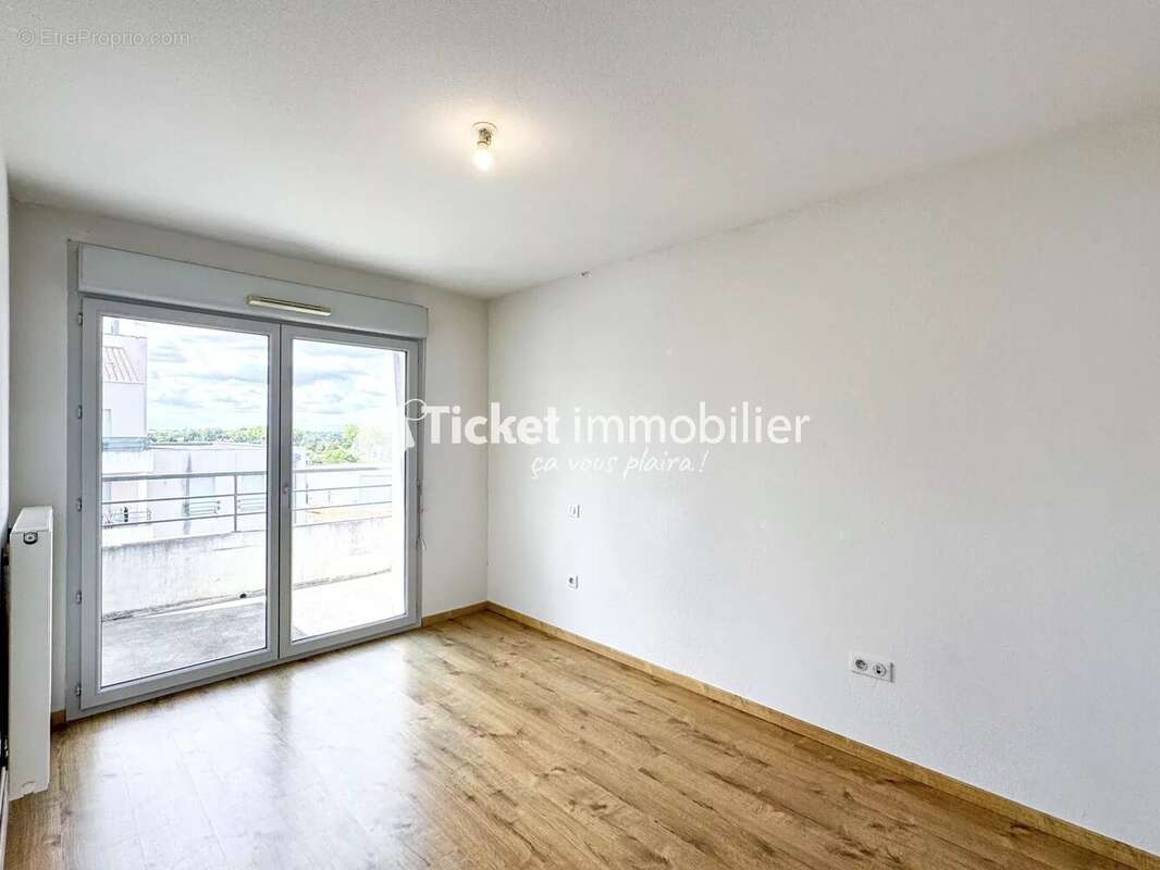 Appartement à CORNEBARRIEU