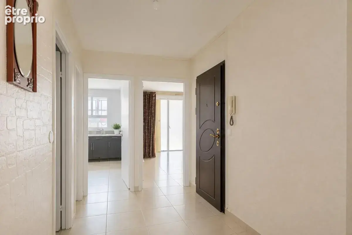 Appartement de 4 pièces de 72 m² à Aulnay-sous-Bois - photo 5