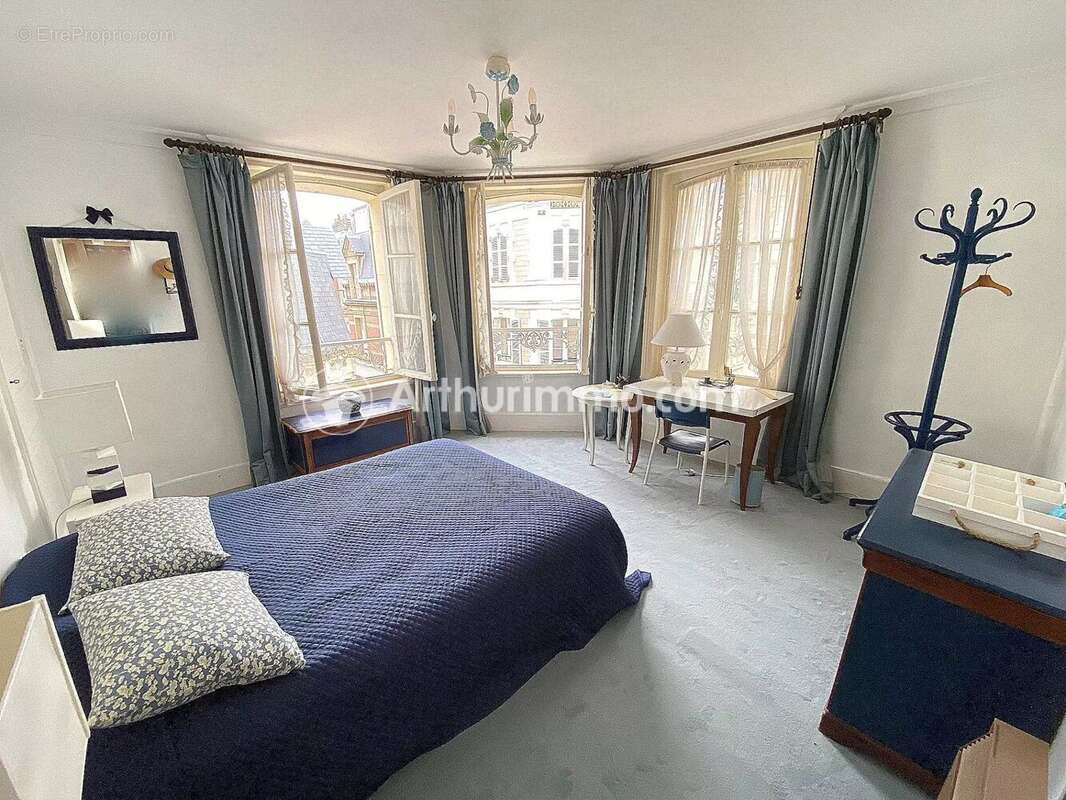 Appartement à TROUVILLE-SUR-MER