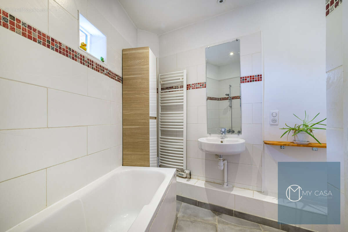 Maison à LES CHERES