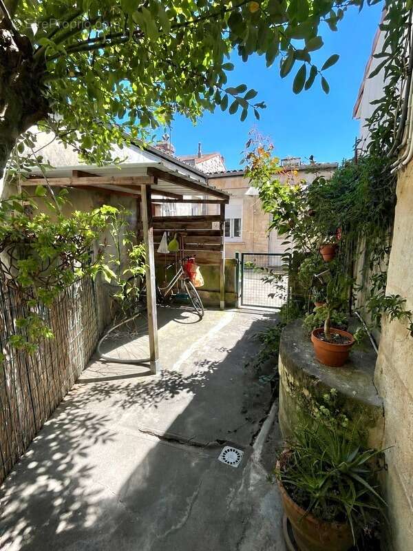 Appartement à BORDEAUX