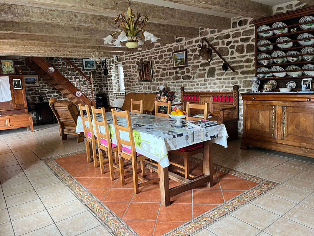 Maison à PLOUGUERNEAU