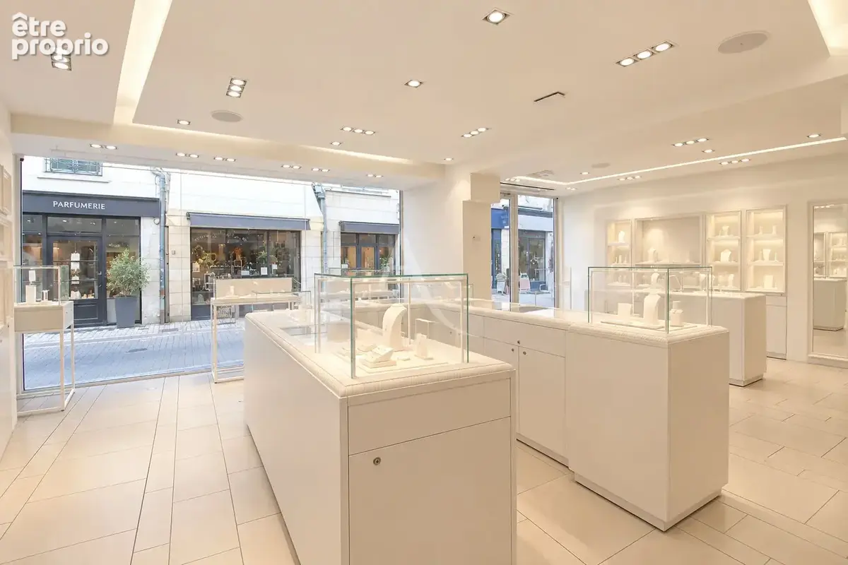 Immeuble local commercial  blois hyper centre 290 m2 - photo 4