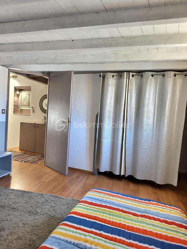 Maison à SAINT-ESTEVE