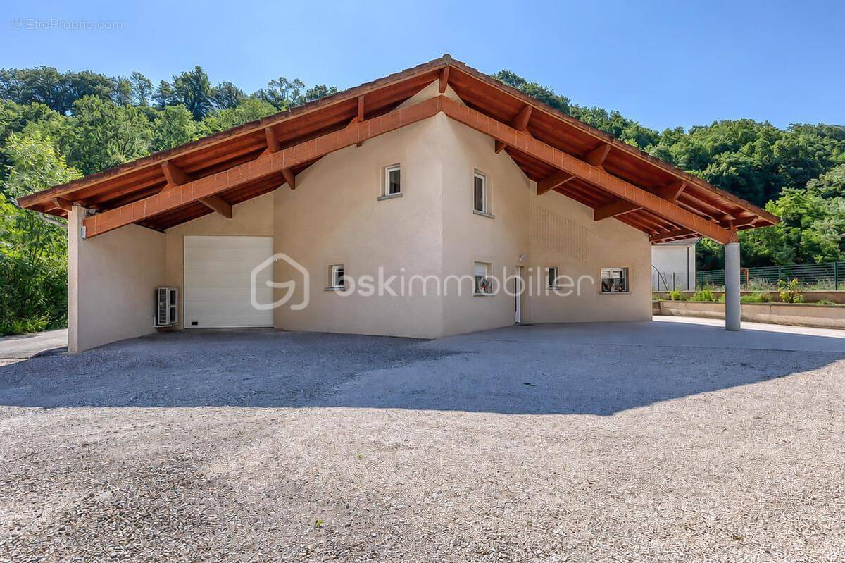 Maison à VIF