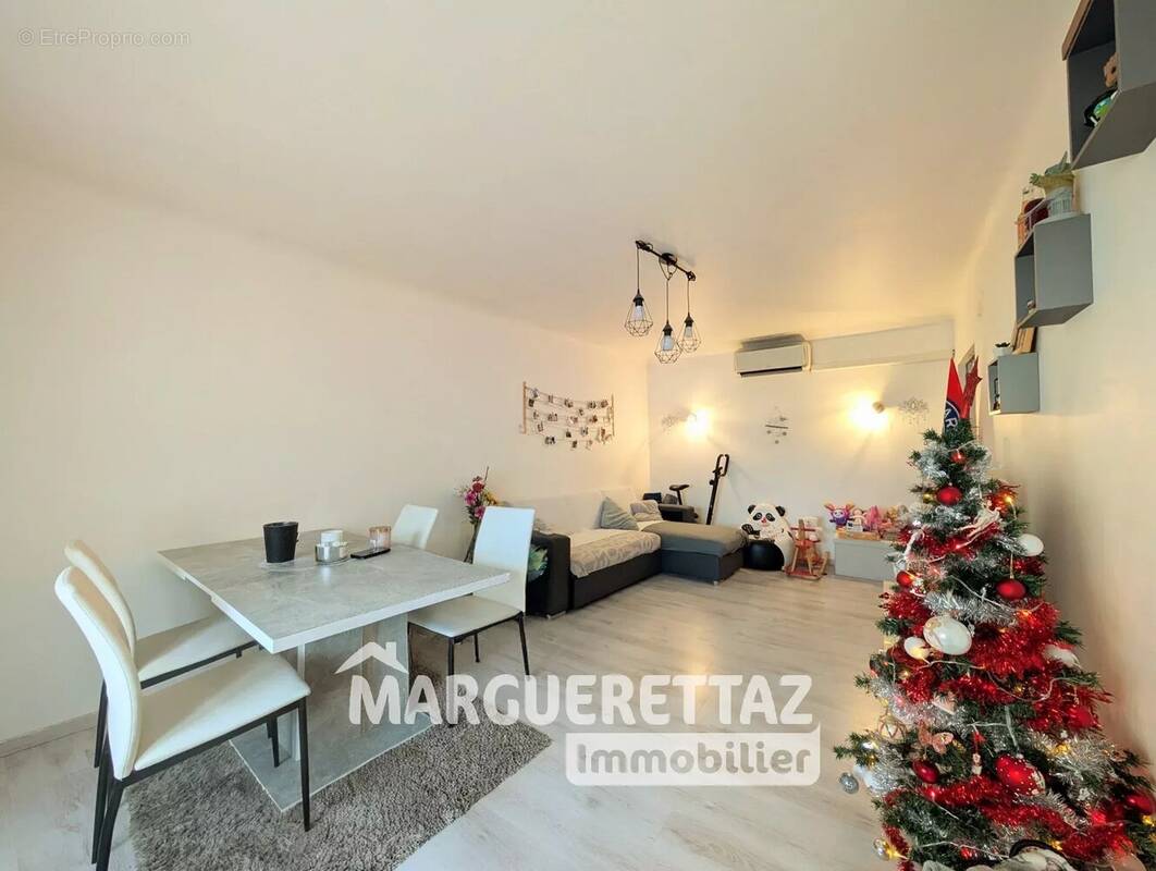 Maison à SAINT-JEOIRE