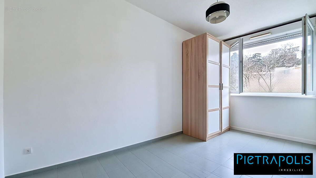 Appartement à LYON-9E