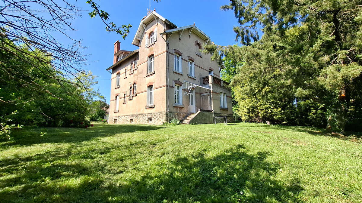 Maison à VARANGEVILLE