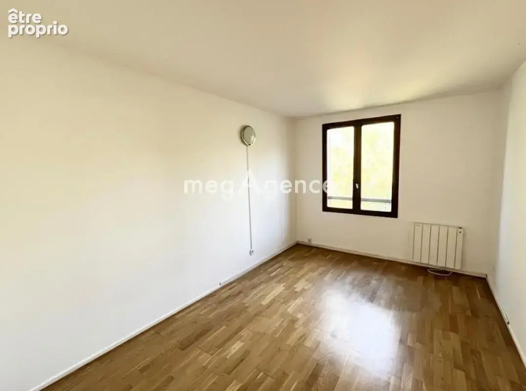 Maison familiale 182 m² – 5 chambres, jardin et garage – Centre village Saint-Nom-la-Bretèche (78860) - photo 14