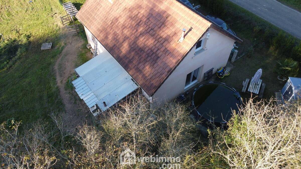 Maison à MALAUSSANNE