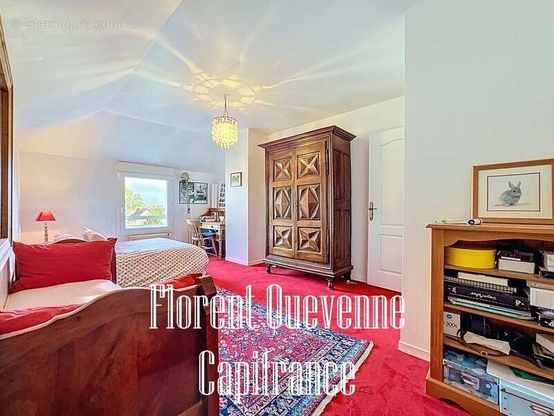 Maison à MERY-CORBON