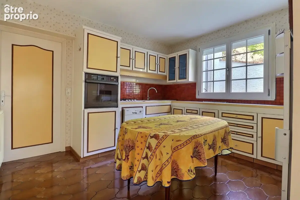 Maison 5 pièces 144 m² à vendre à Chamalieres (63400) - photo 8