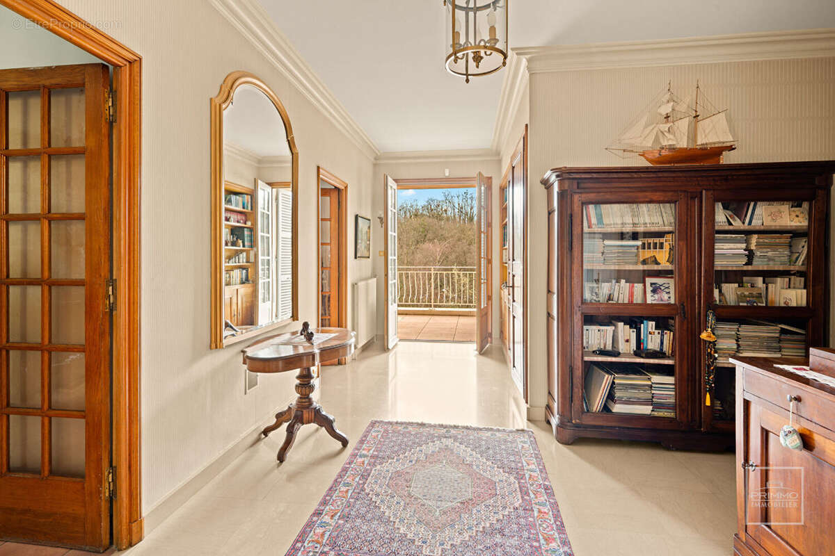 Maison à SAINT-CYR-AU-MONT-D&#039;OR