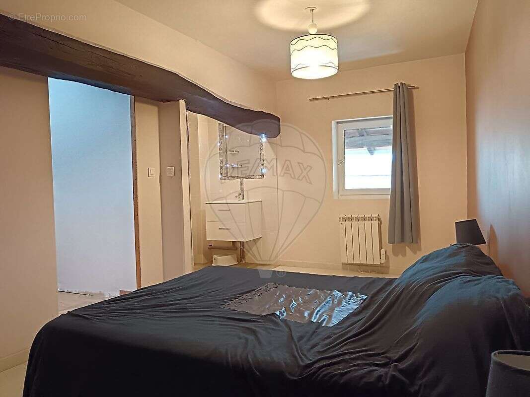 Maison à VILLIE-MORGON