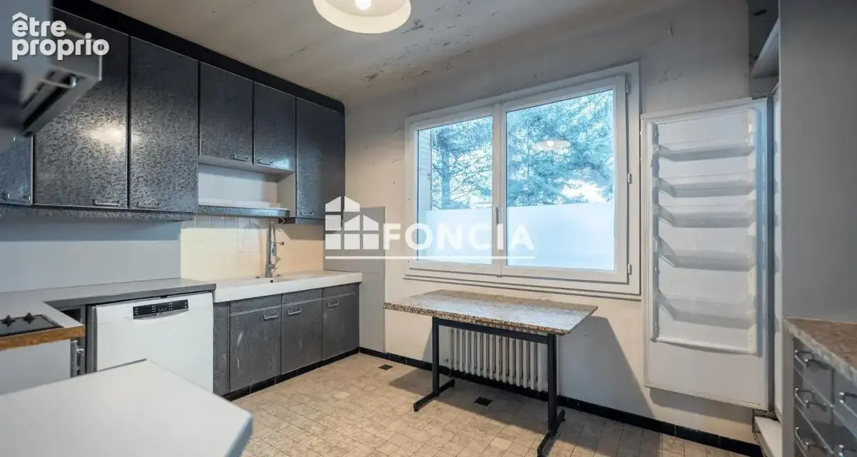 Maison familiale 147 m² habitables / 206 m² au sol – Terrain 288 m² - photo 10