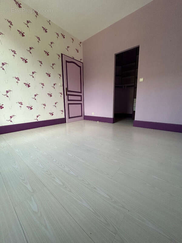 Appartement à CHARAVINES