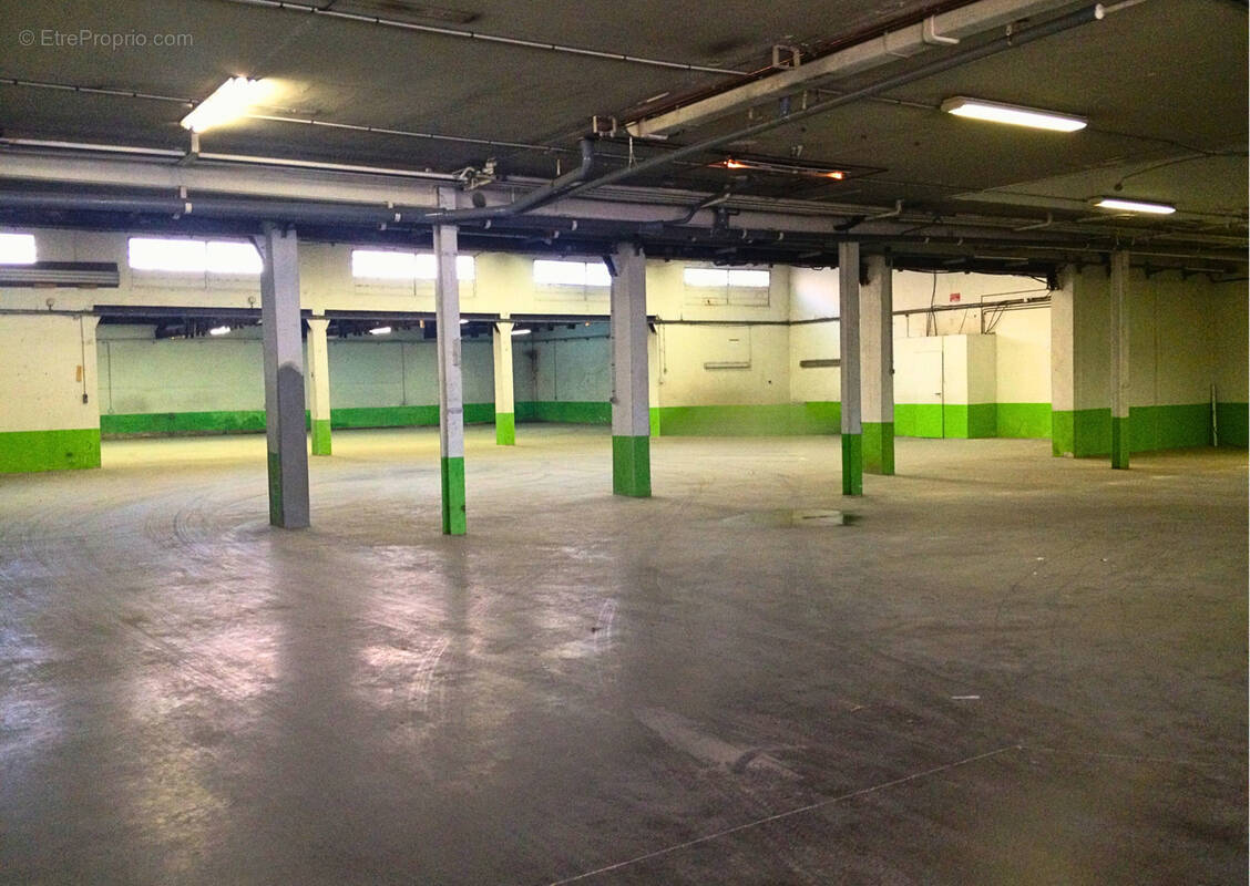 Commerce à MARSEILLE-15E