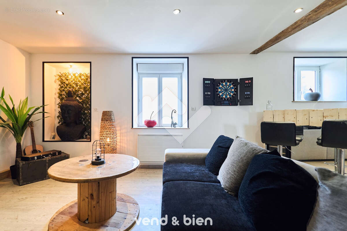 Appartement à VILLERS-ALLERAND