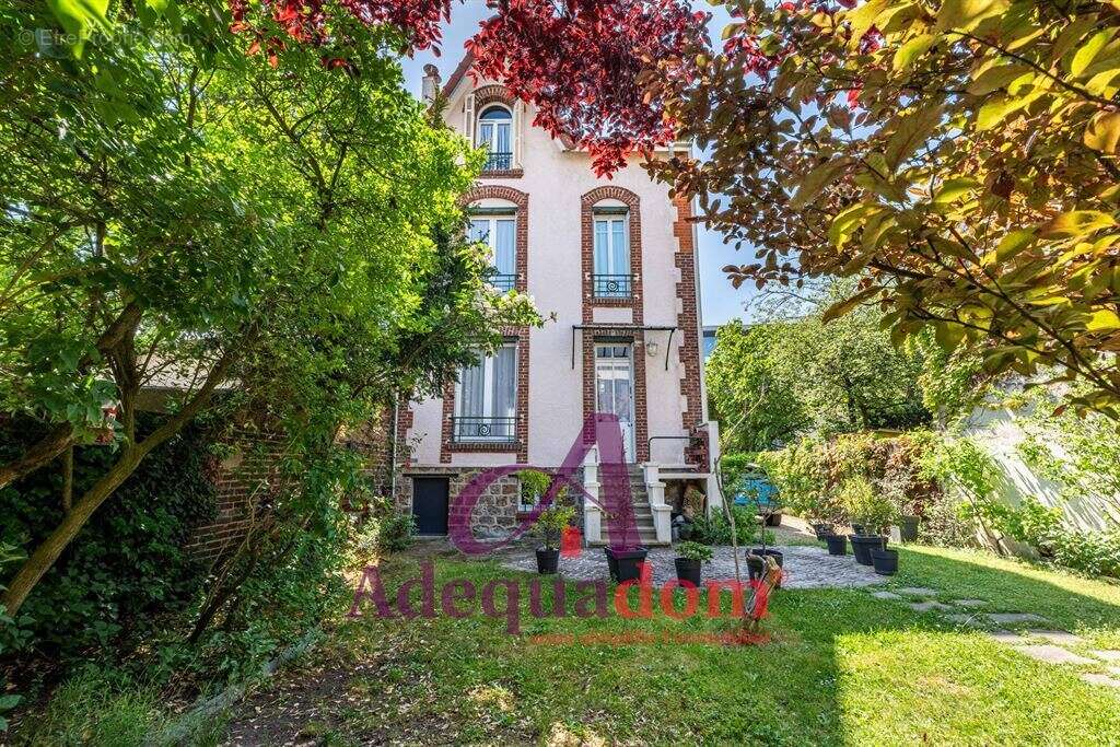 Maison à BOIS-COLOMBES