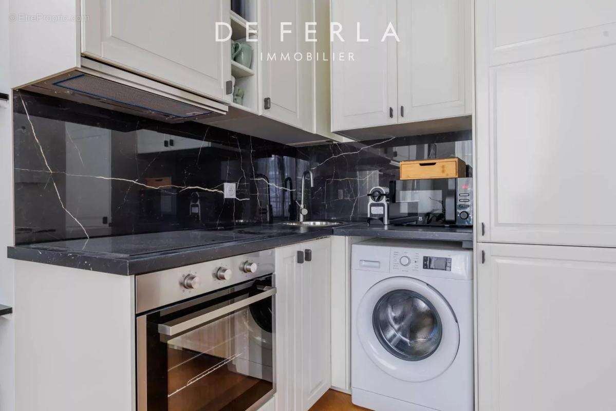 Appartement à PARIS-3E