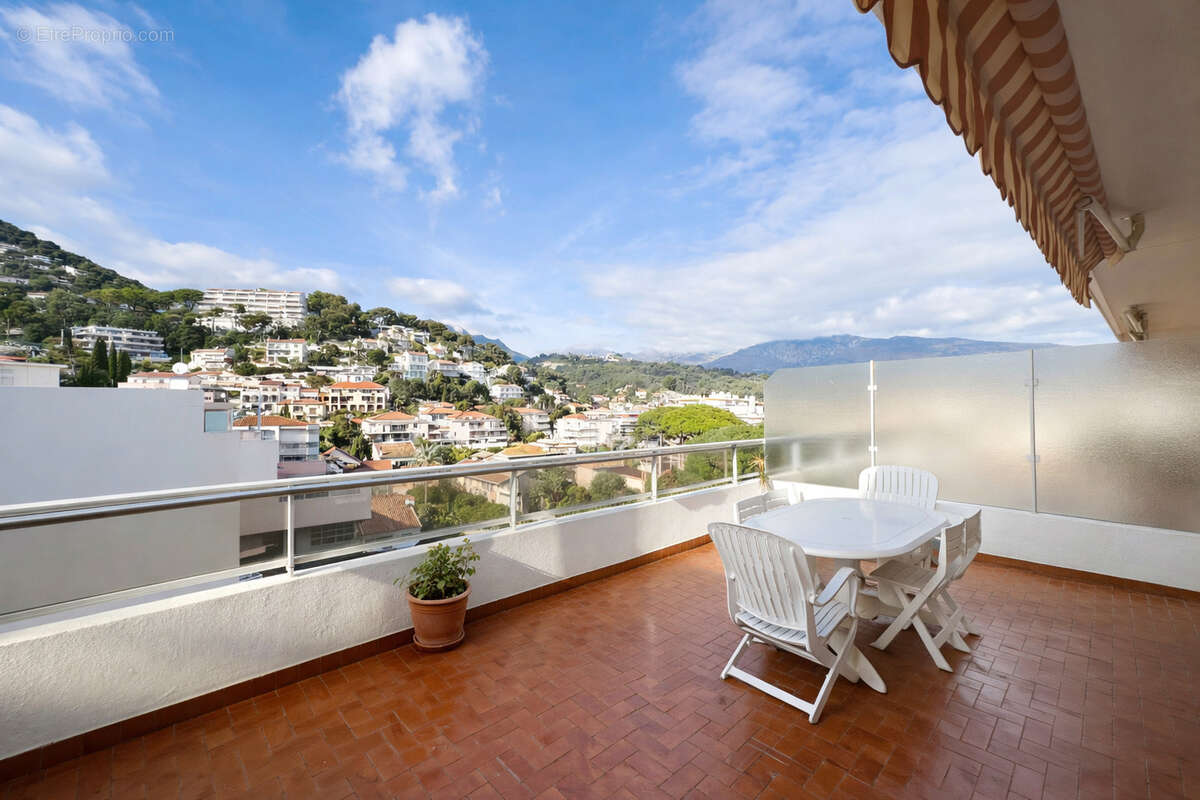Appartement à ROQUEBRUNE-CAP-MARTIN