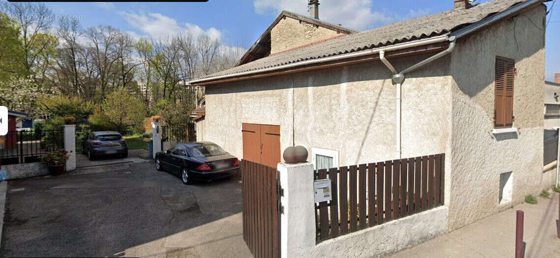 Maison 90 m² à Echirolles  - photo 5