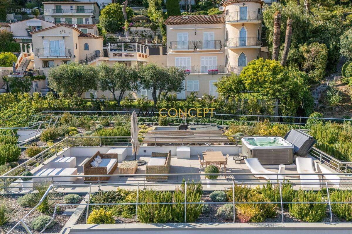 Appartement à EZE