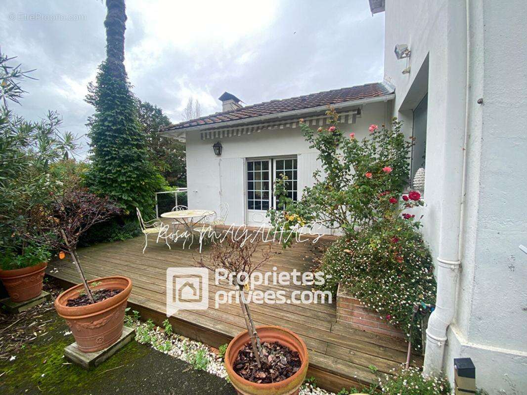 Maison à GRENADE-SUR-L&#039;ADOUR