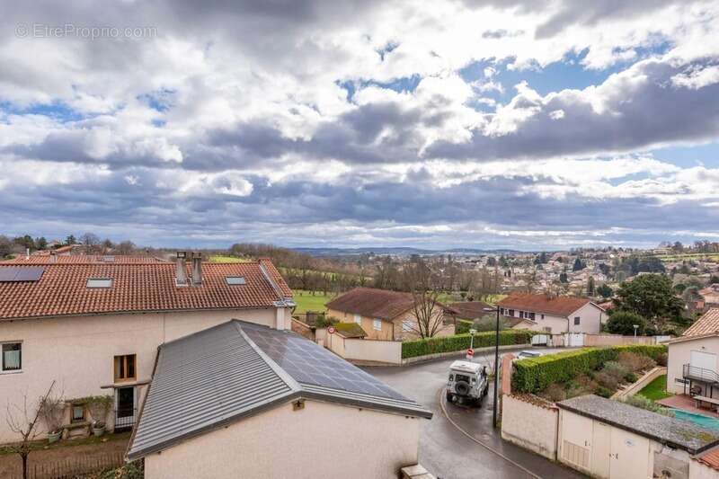Appartement à VERNAISON