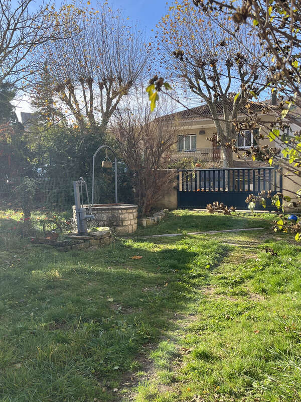 Maison à BOURDEAUX