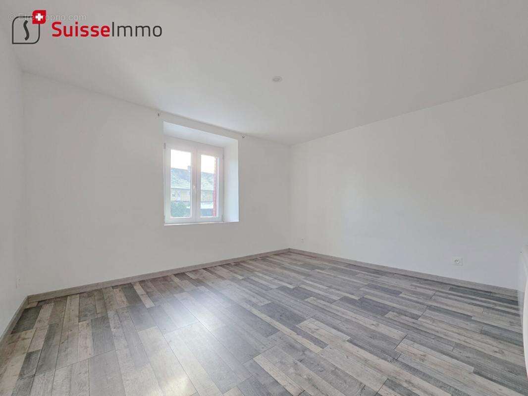 Maison à L'ISLE-SUR-LE-DOUBS